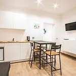 Katt Sea Apartment